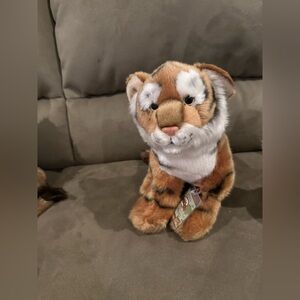 Webkinz signature endangered bengal tiger with sealed code